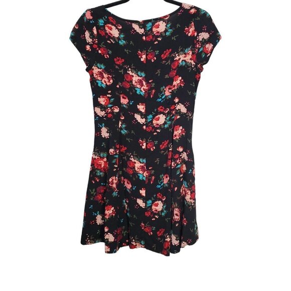🚨073 Mudd Floral V Neck Black  Mini Dress - Picture 5 of 7